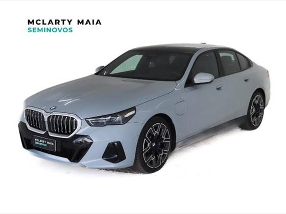 BMW 530e 2.0 TWINPOWER PHEV M SPORT AUTOMÁTICO BMW 530e 2.0 TWINPOWER PHEV M SPORT AUTOMÁTICO